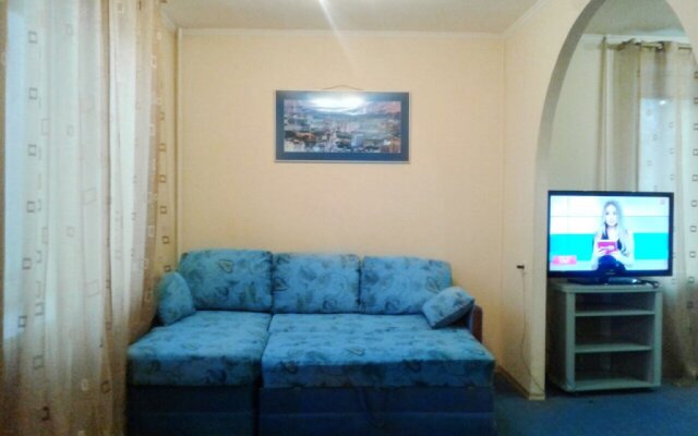 Metro Oktyabr'Skaya Apartments