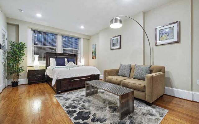 1955 Rittenhouse - Studio