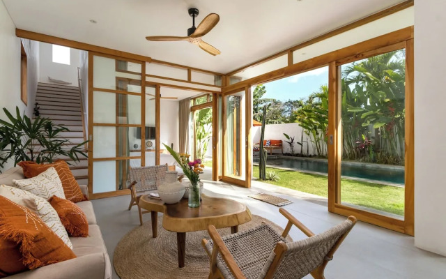 Beautiful Boho-chic 4br Tropical Villa in Pererenan Canggu