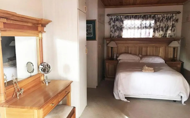 Sedgefield Lagoon Hideout - Kingfisher Drive