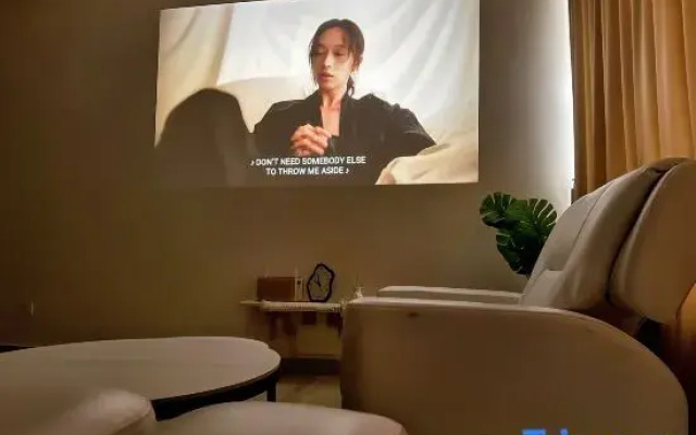 Movie Vibes 2BR4pax Creamy Zen Austin Regency