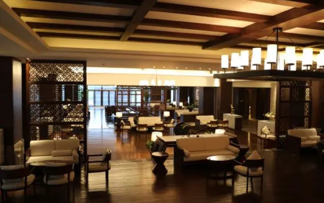 Zhangzhou Longjia Hotel