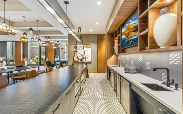 Global Luxury Suites at Reston Town Center