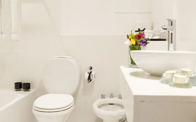 1253 Recoleta Small Hotel