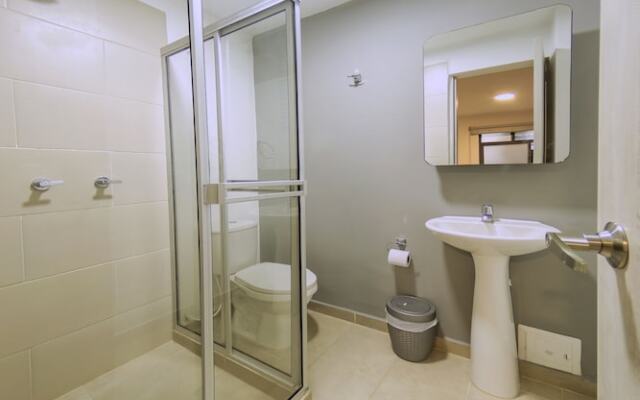 Ventiuna Hotel & Hostel