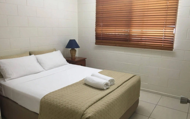 Whitsunday Waterfront Apartments