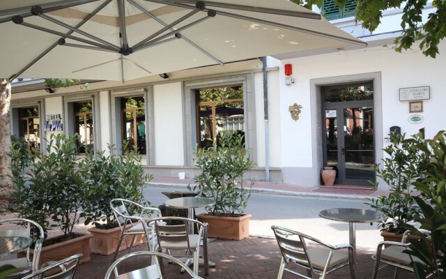 Cavallina Bianca Hotel