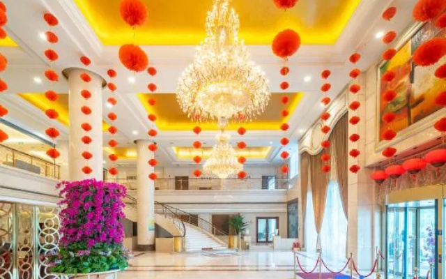 Montriche International Hotel