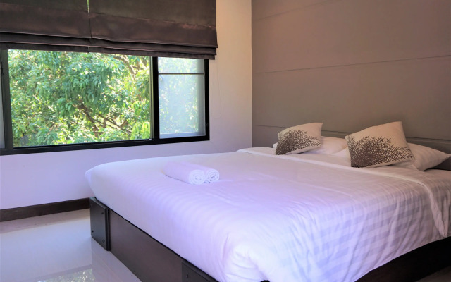 Bhupimarn Garden House By Zuzu