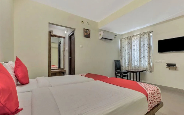 OYO 11969 Lotus Grand