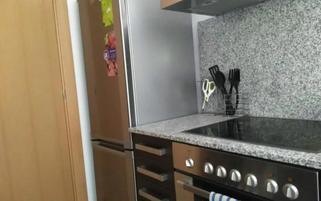 Stylish Flat, 2 Bathrooms And Swimmigpool!!