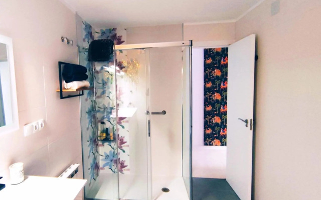 Rosalia 5 Estrellas - Garaje Free