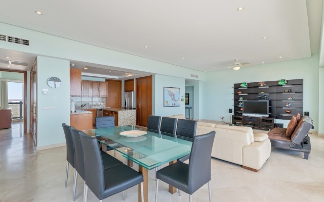 Luna Blanca 0801-2BR by Kivoya