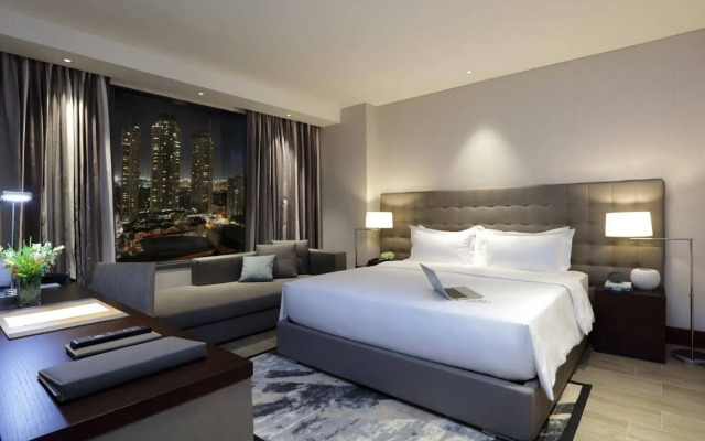 Makati Diamond Residences