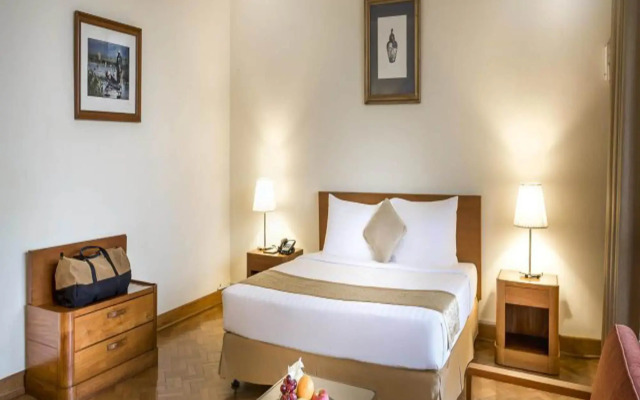 Inya Lake Hotel