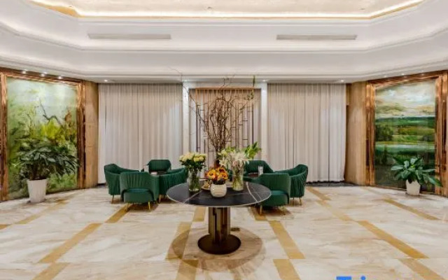 Hezhong Guanjing Hotel
