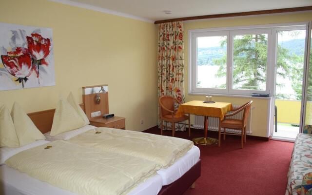 Strandhotel Schabus