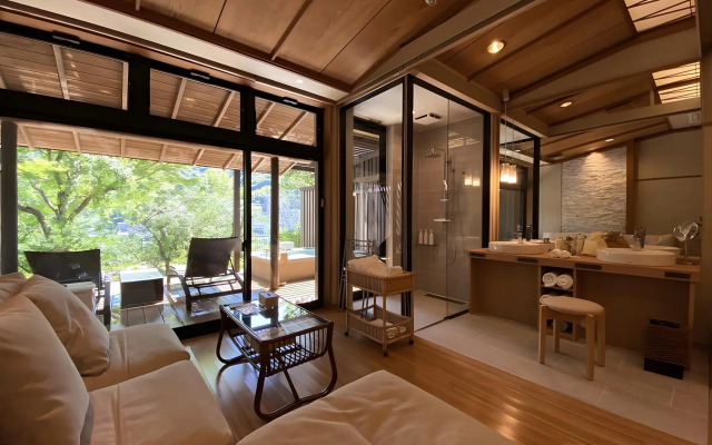 Yugawara Onsen Ashikari Ryokan