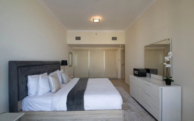 Al Bateen Residence by Maison Privee