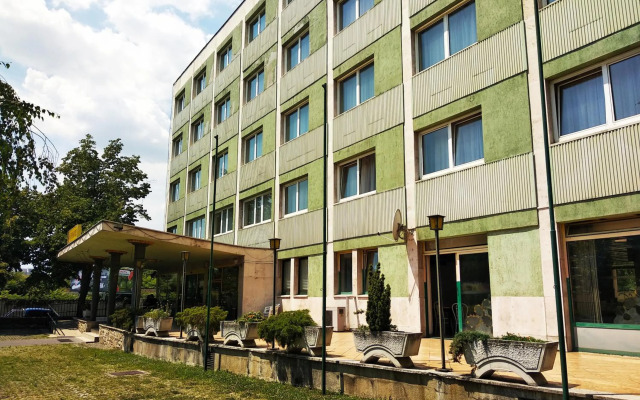 Nap Hotel