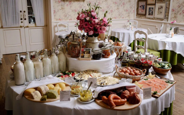 Отель Империал & Champagne-spa