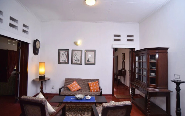 Ronan Residency