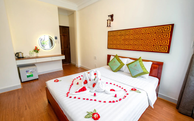 Amigo Hotel