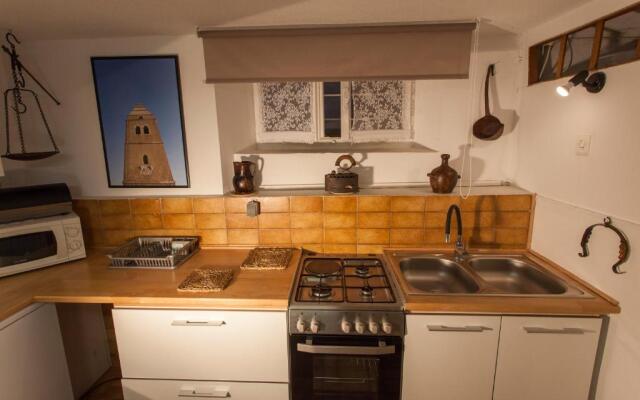 Studio Apartment Nihar