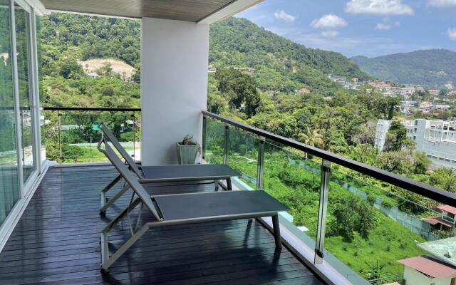 Patong sea view apartment at Privilege, rooftop pool
