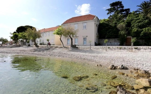 Apartments with a parking space Orebic, Peljesac - 10157