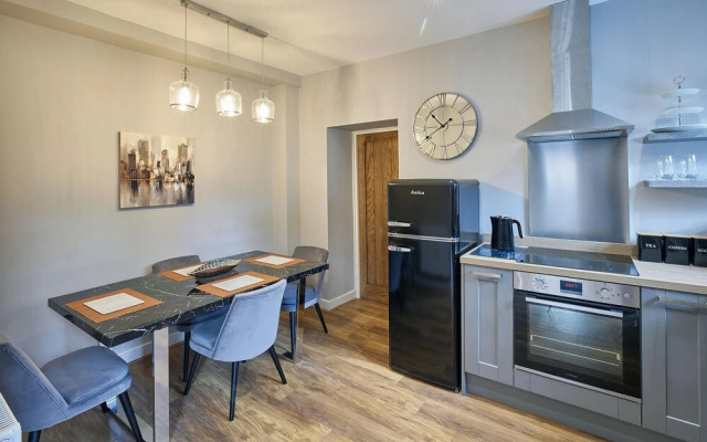 Host Stay 82F Galgate