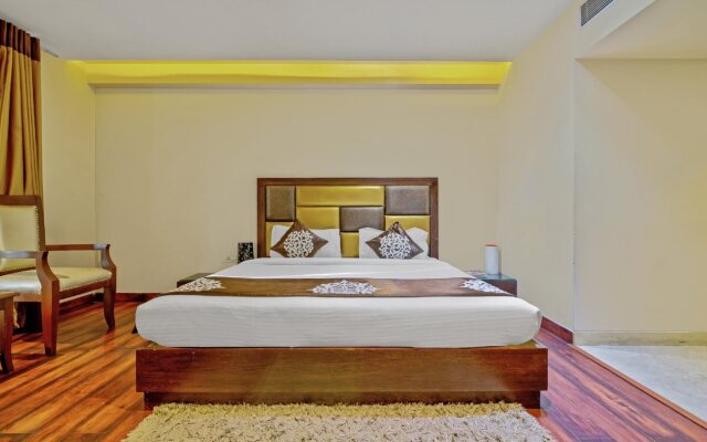 Aura Grand Residency
