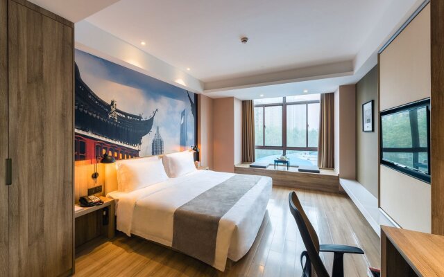 Atour Hotel Shanghai International Tourism And Resorts Zone Branch