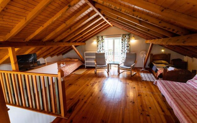 Villa Safarujo by Acasadascasas