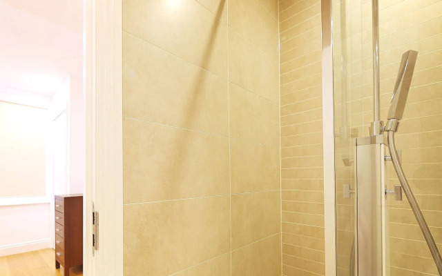 Emily Apartment - Oxford Street -