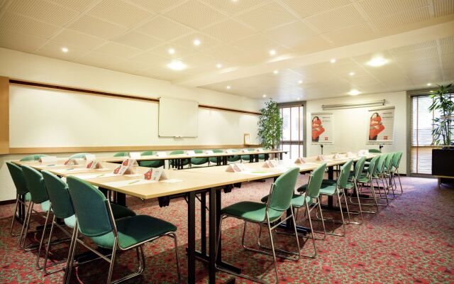 ibis Paris Gennevilliers