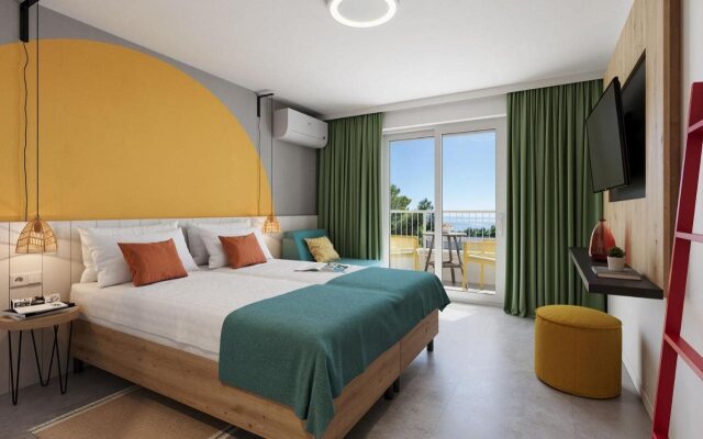 Sunny Makarska by Valamar