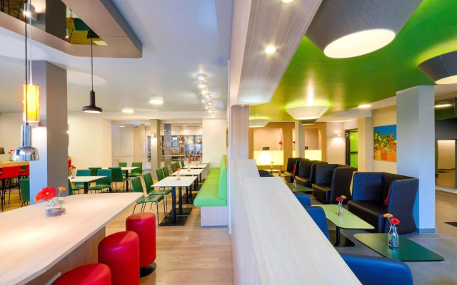 B&B Hotel Freiburg-Süd