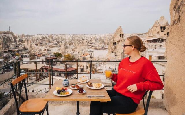 Artemis Cave Suites - Adults Only