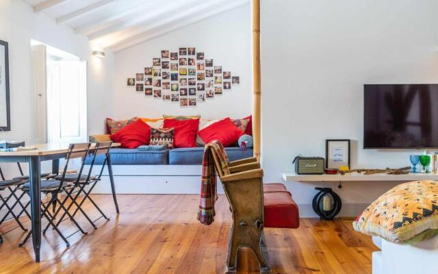 CharmingLoft Lisbon Avenida Large and Stylish Apt