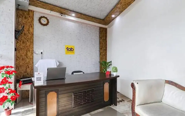 Fabhotel Prayag Deep