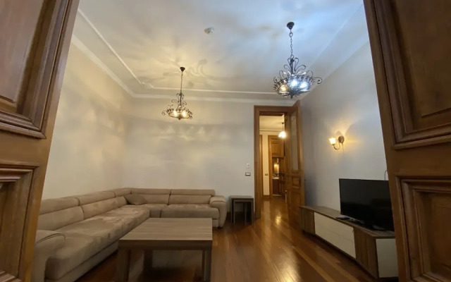 Aslan Residence