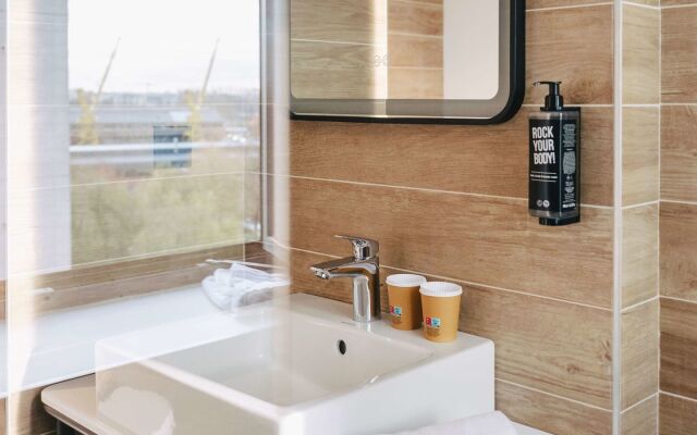 Ibis Rouen Centre Rive Droite Pasteur