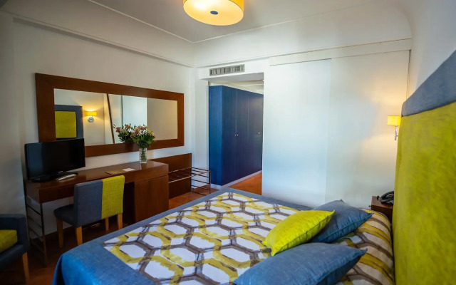 Отель Oasi Di Kufra Hotel