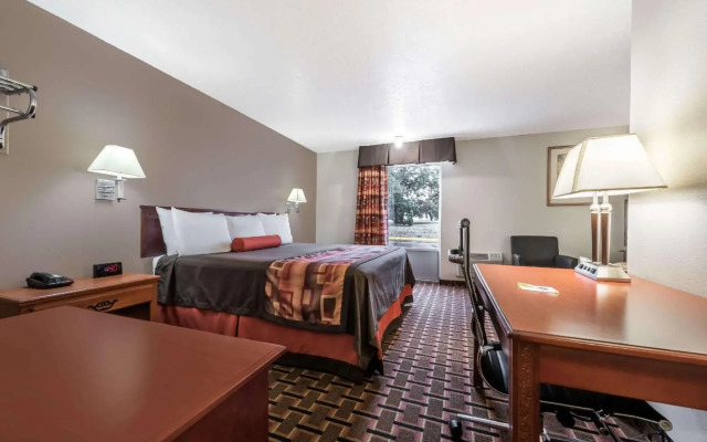 Days Inn By Wyndham Duncan