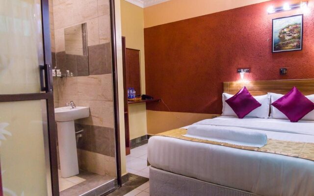 Enkare Hotel