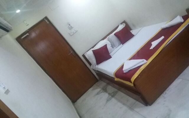Ashreen Guest House