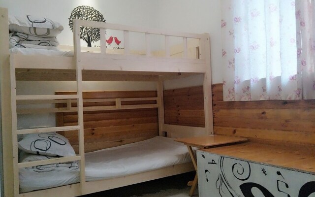 Hangzhou Qingchao Hostel