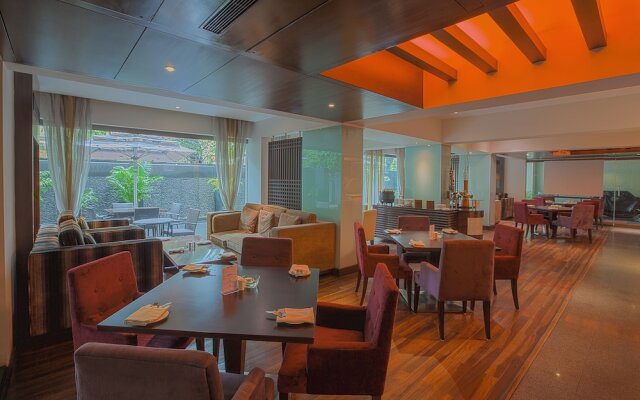 Oakwood Residence Naylor Road