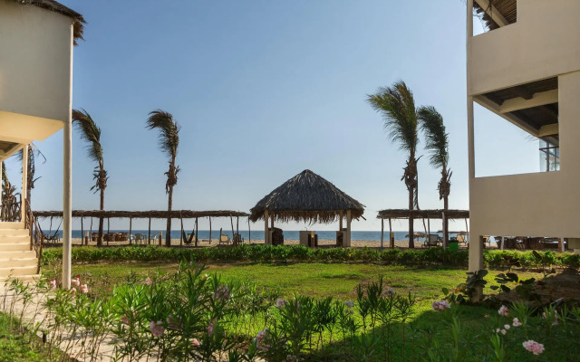 Villas Paraiso Resort